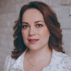 Александра Азанова