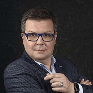 Алексей Мартынов